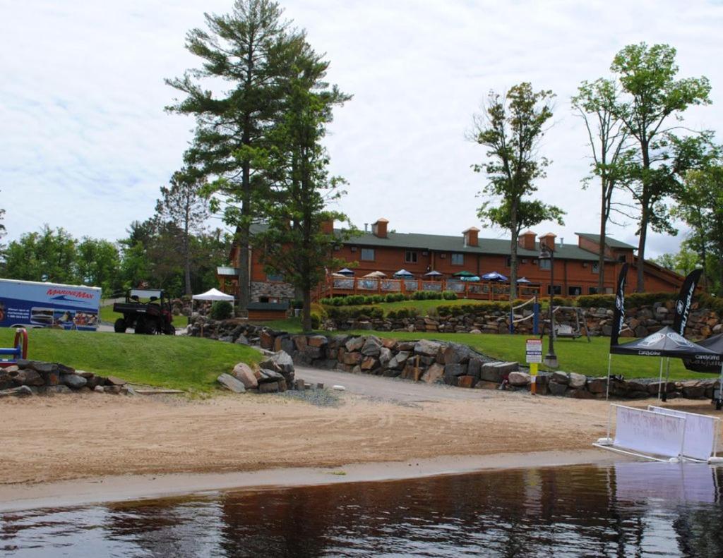Big Sandy Lodge And Resort Mcgregor Экстерьер фото